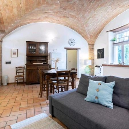 Pieve San QuiricoLa Bottega, Holiday Houseアパートメント エクステリア 写真